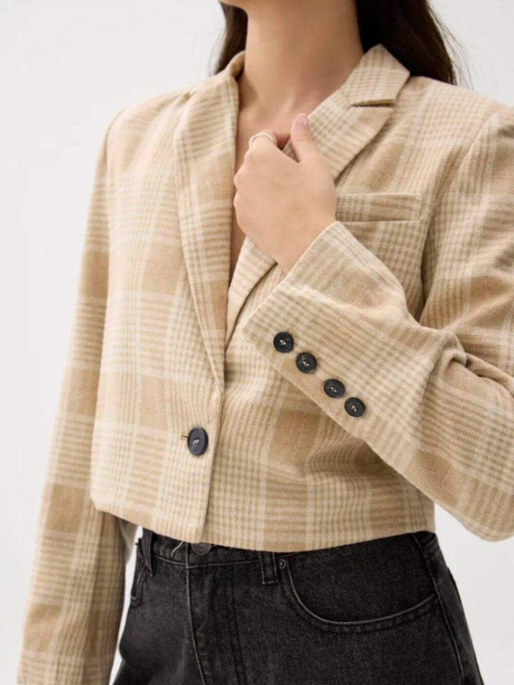 NWT Love Bonito Plaid Shoulder Padded Crop Blazer in Khaki - Picture 3 of 8